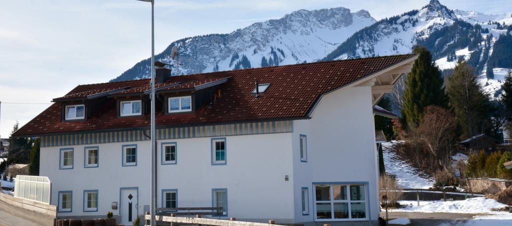 Haus Claudia Apartment Reutte Exterior photo