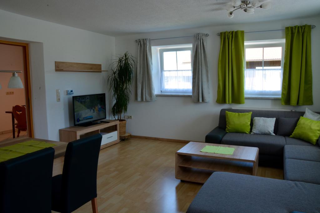 Haus Claudia Apartment Reutte Exterior photo